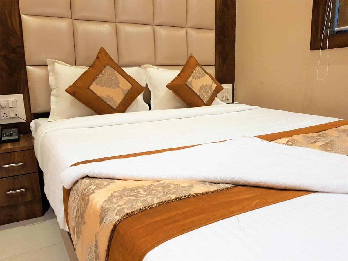 Hexa Nest Hotel