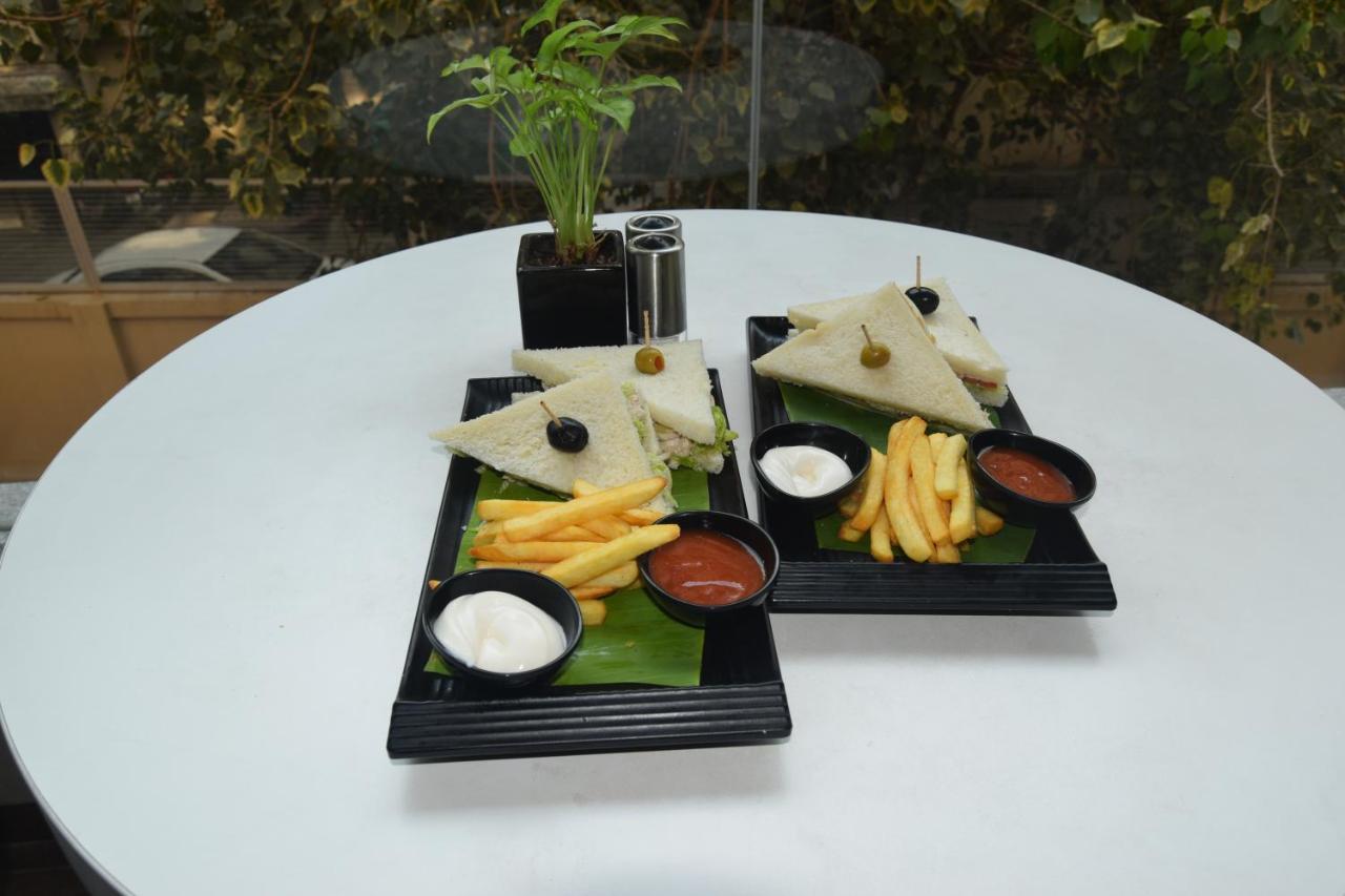 Andheri Hotel 3*