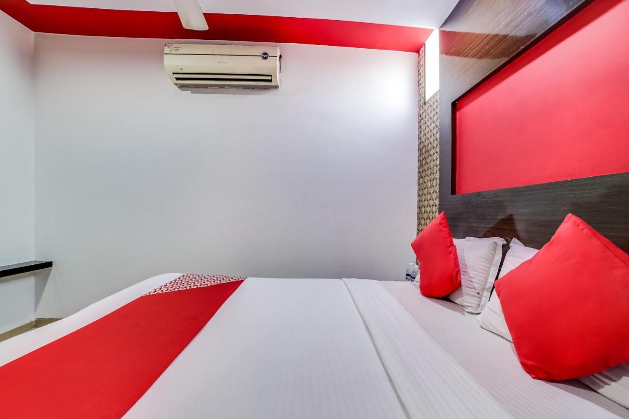 Hotel Oyo 66982 Skyway Mumbai