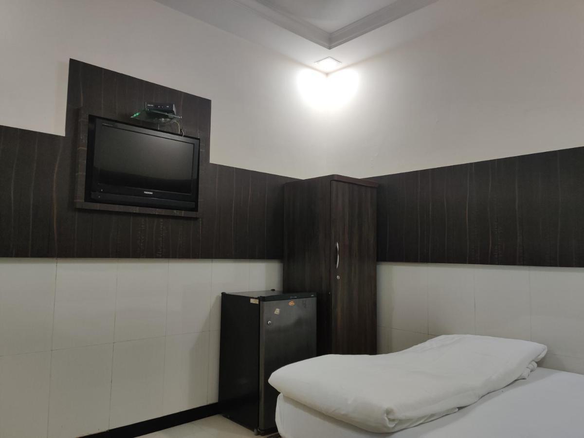 Hotel Pakeeza