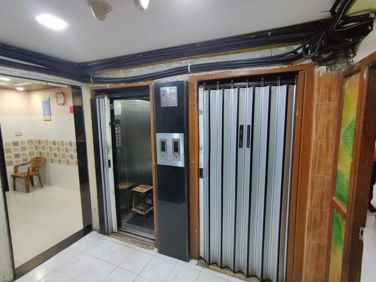 Pakeeza Hotel Mumbai
