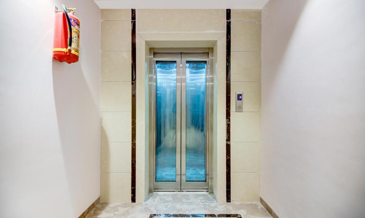 Fabexpress Nirvana Grace Hotel