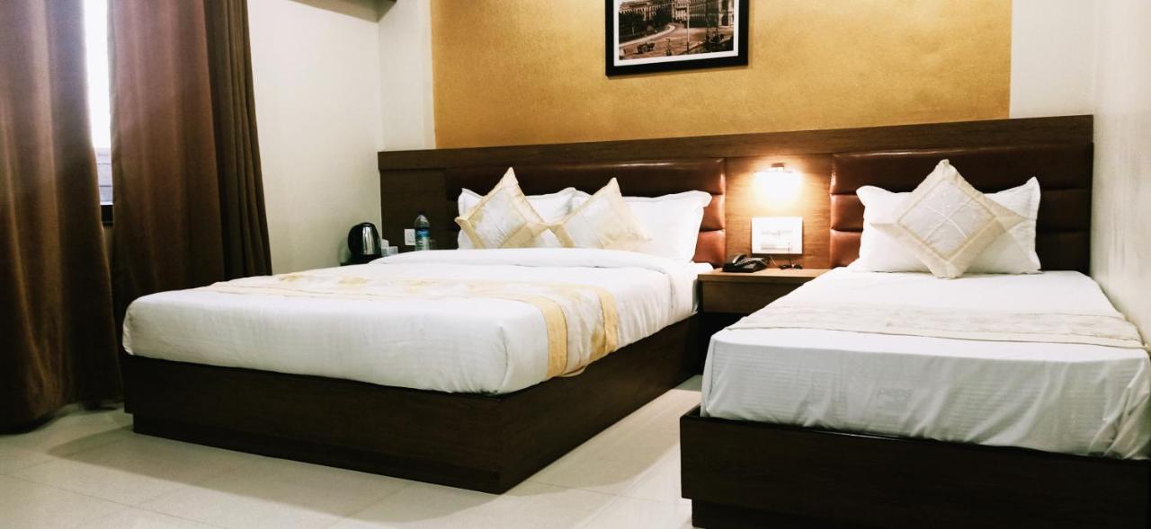 Crystal Luxury Inn- Bandra Mumbai