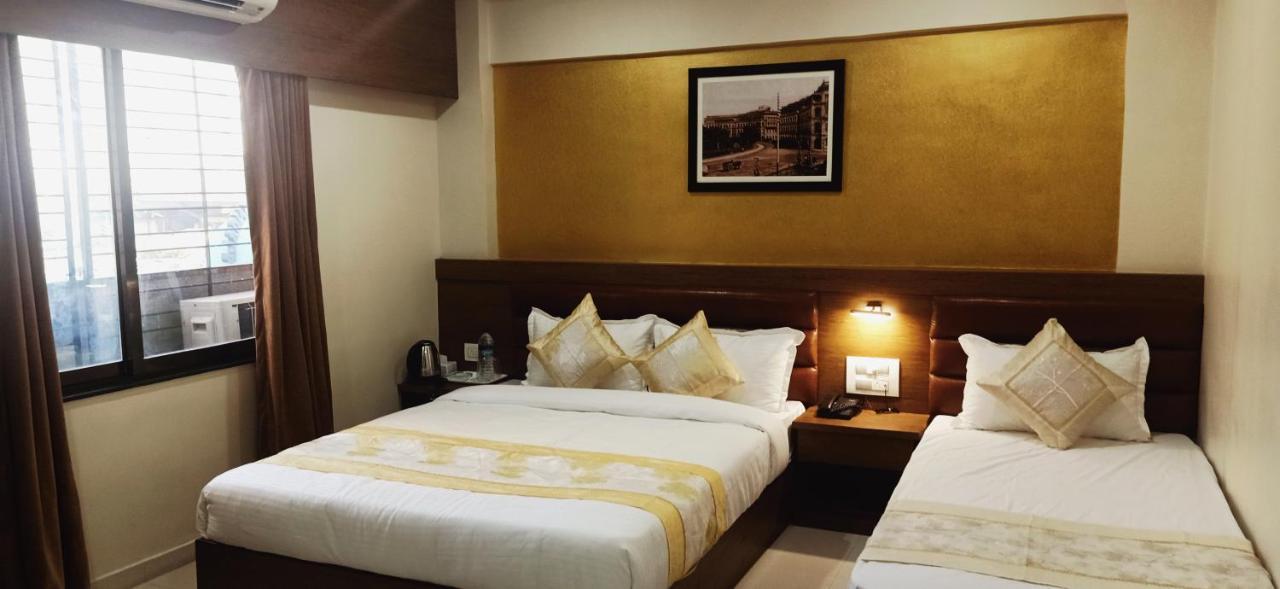 Crystal Luxury Inn- Bandra Hotel Mumbai