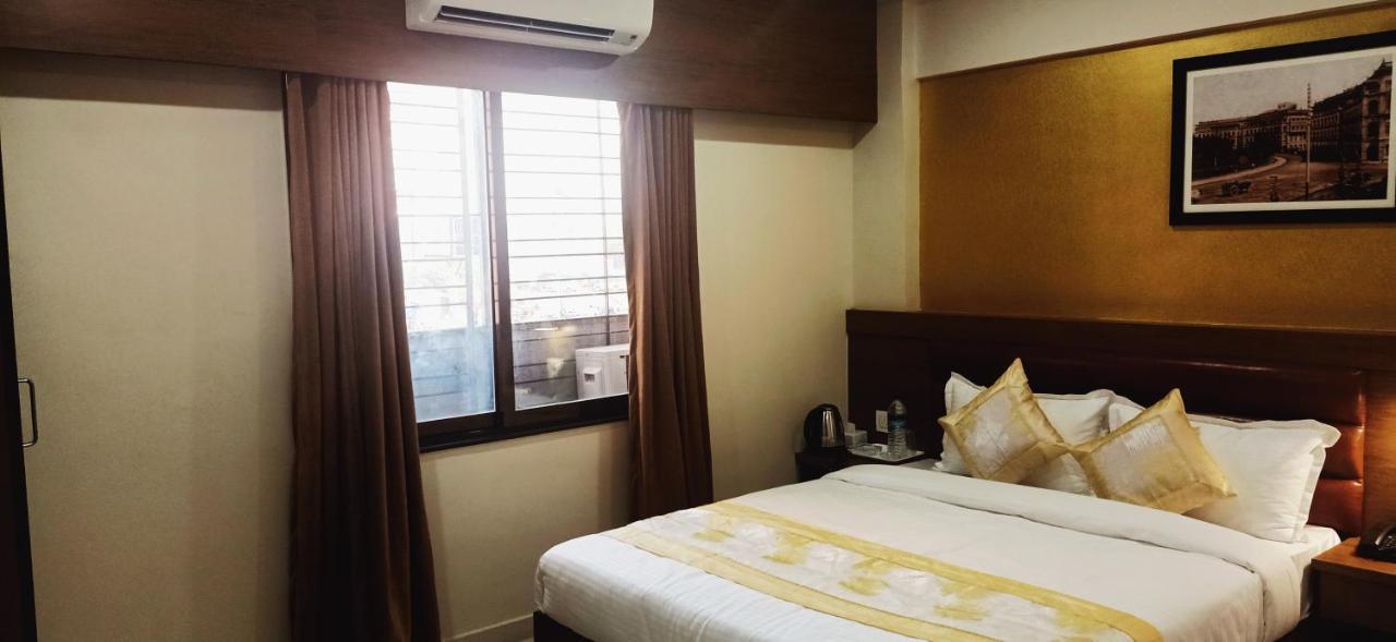 Crystal Luxury Inn- Bandra 3* Mumbai