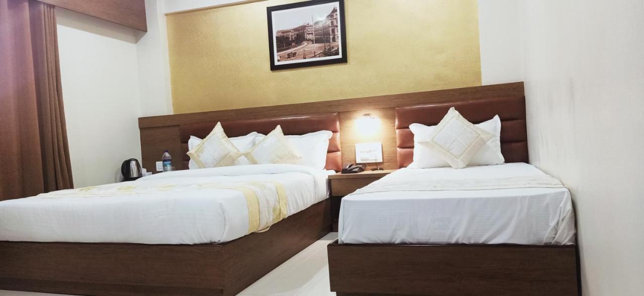 Crystal Luxury Inn- Bandra Mumbai