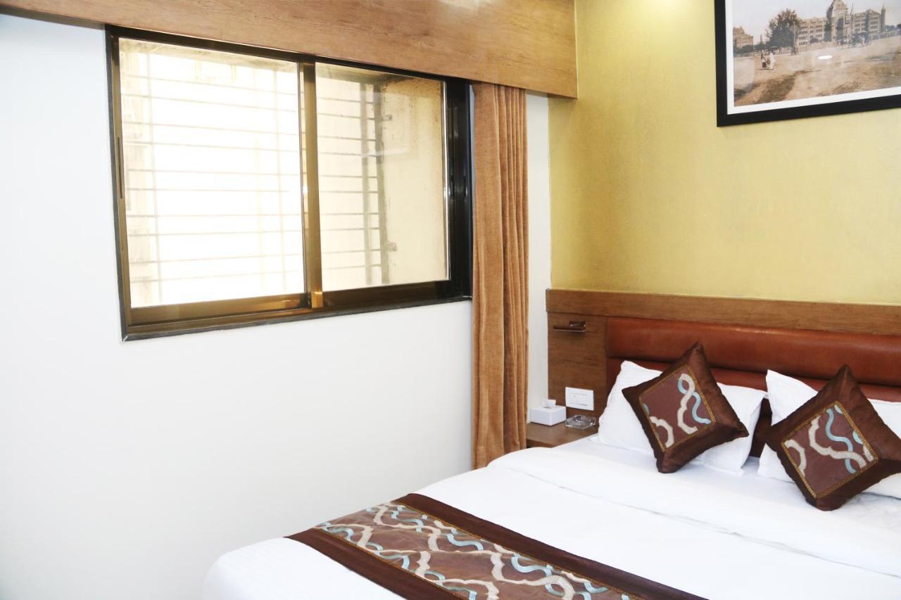 Crystal Luxury Inn- Bandra