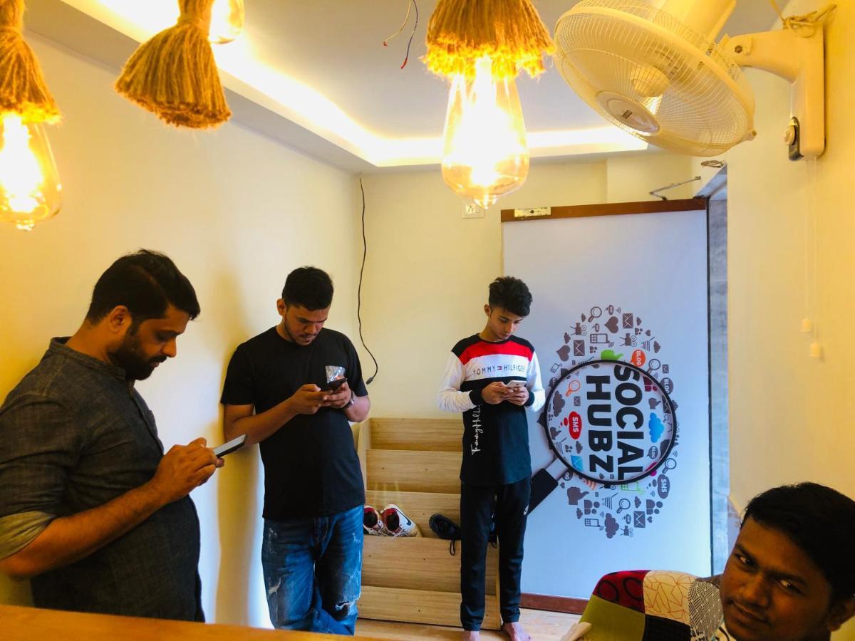 Hostel Social Hubz