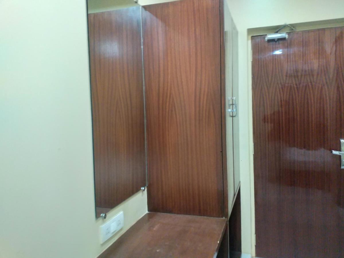 Seven Hills 3* Mumbai