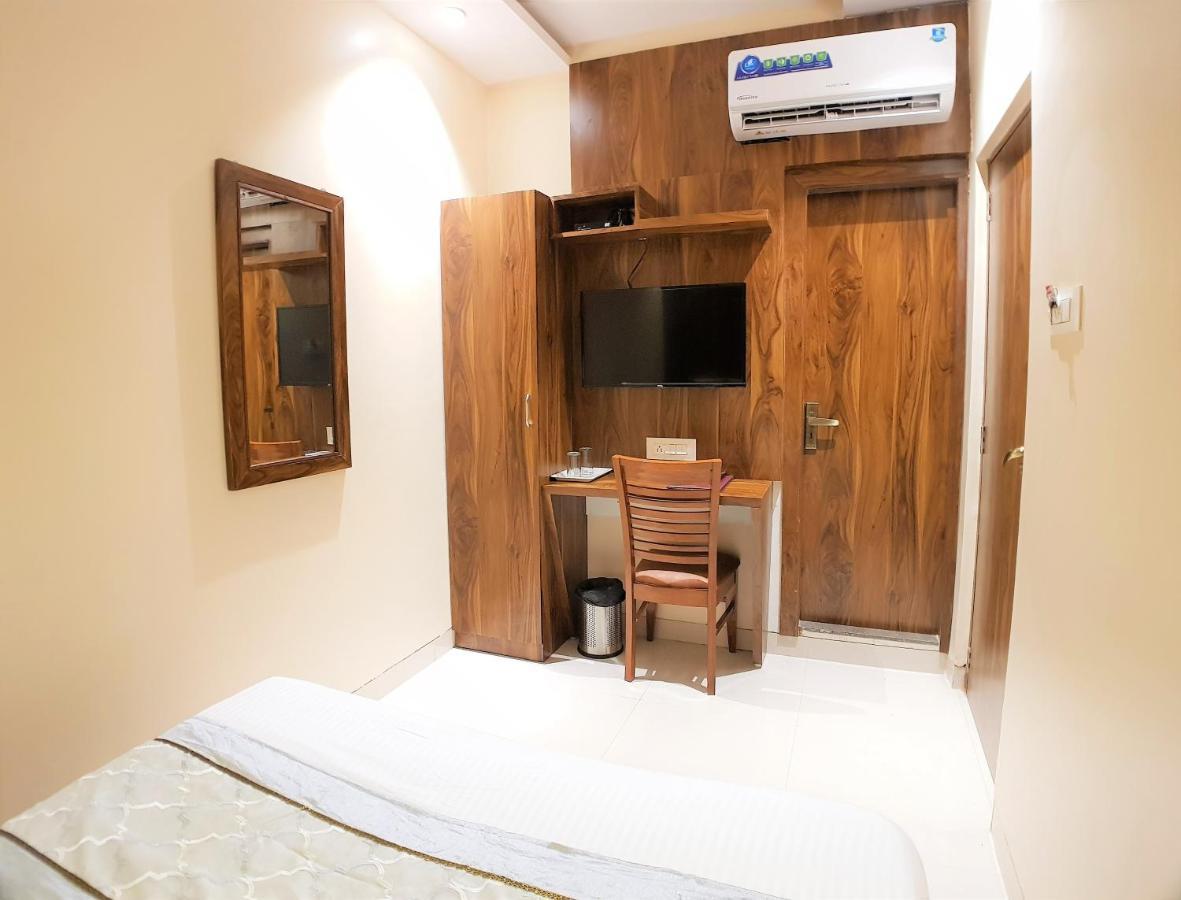 Hotel Hexa Nest 3*