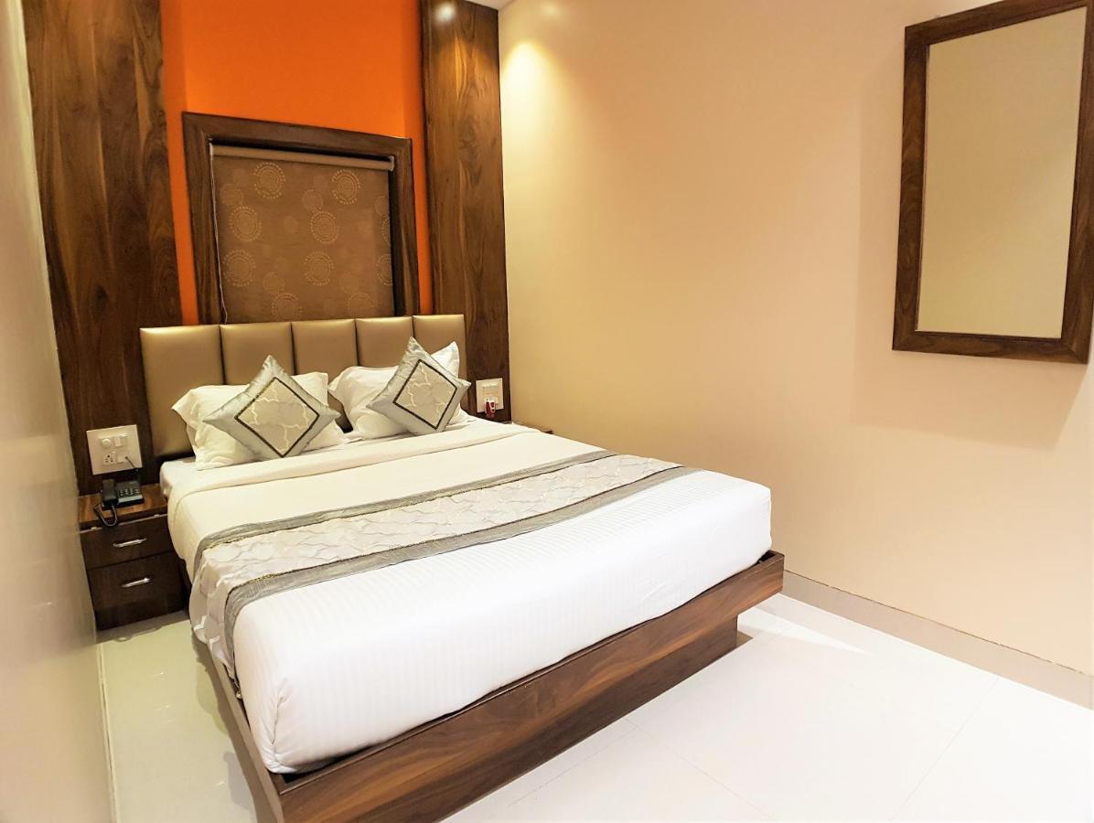 Hotel Hexa Nest