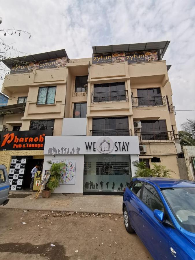 Hostel We Backpackers