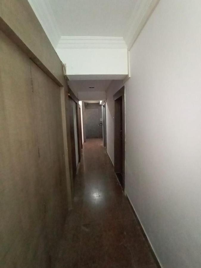 Lucky Service Apartment