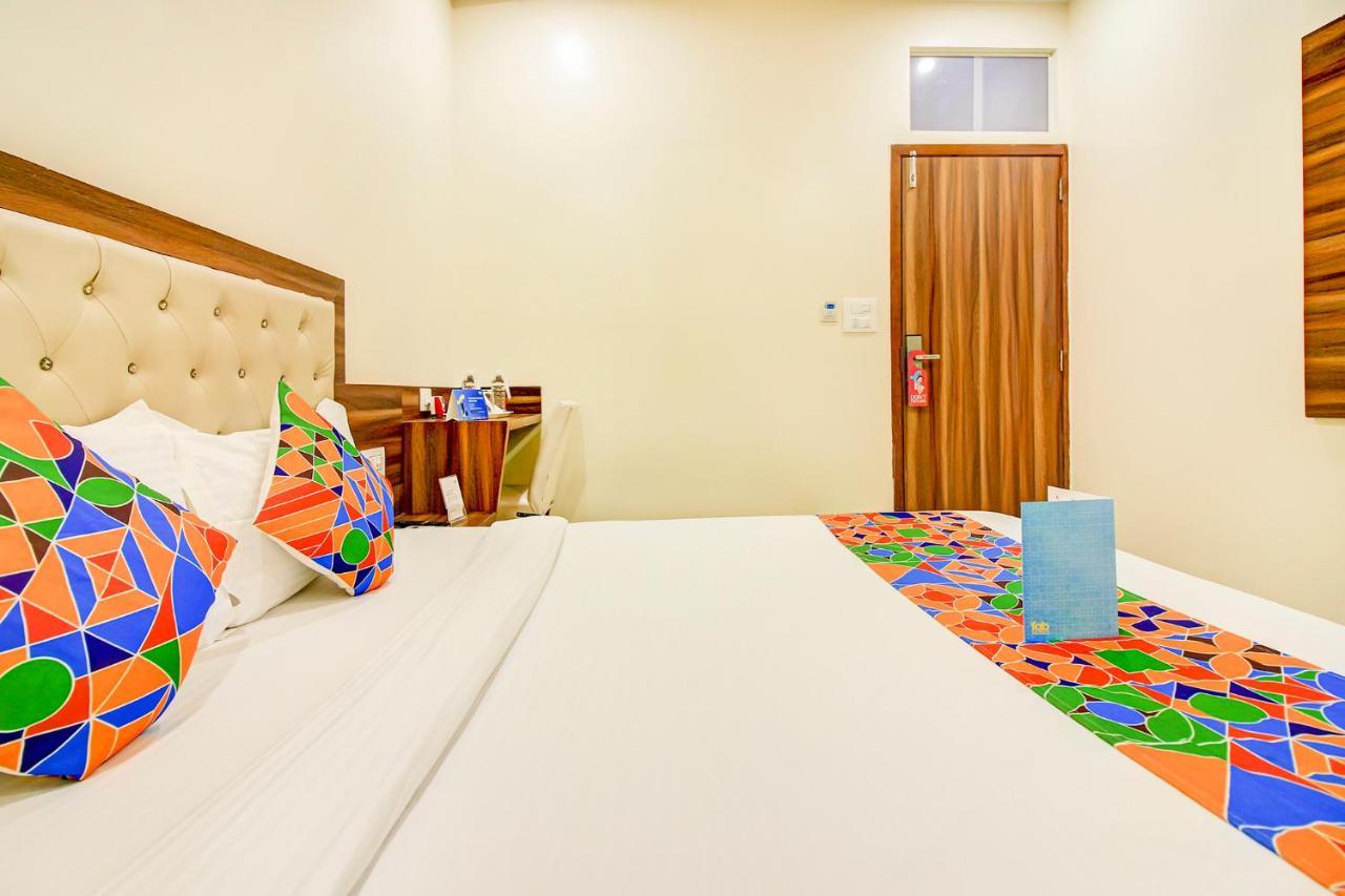 Fabhotel Axis International - Nr International Airport Mumbai