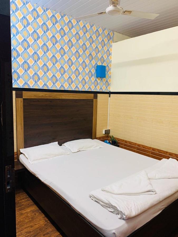 Traveller's - Inn