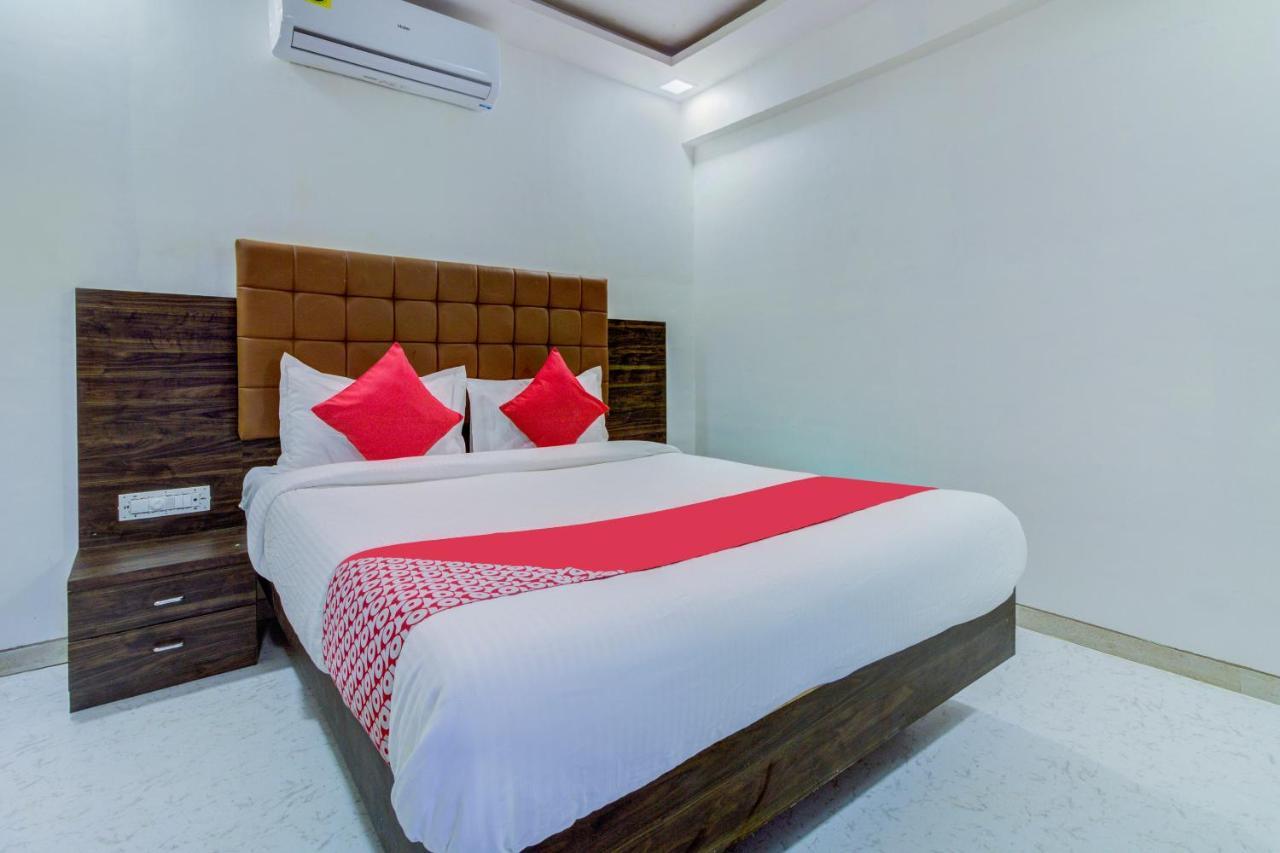 Oyo 66155 Golden Palace 3* Mumbai