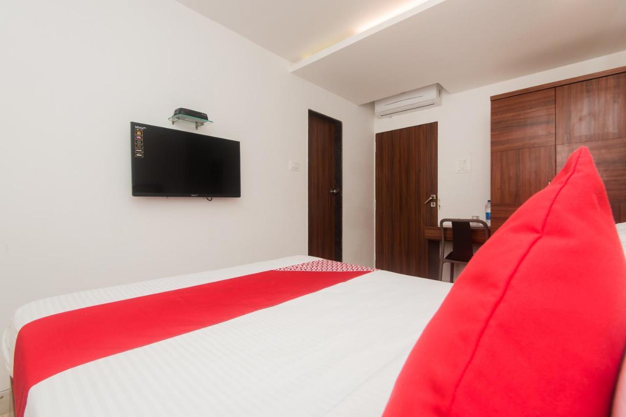 Oyo 46995 Grand Plaza Hotel 3*