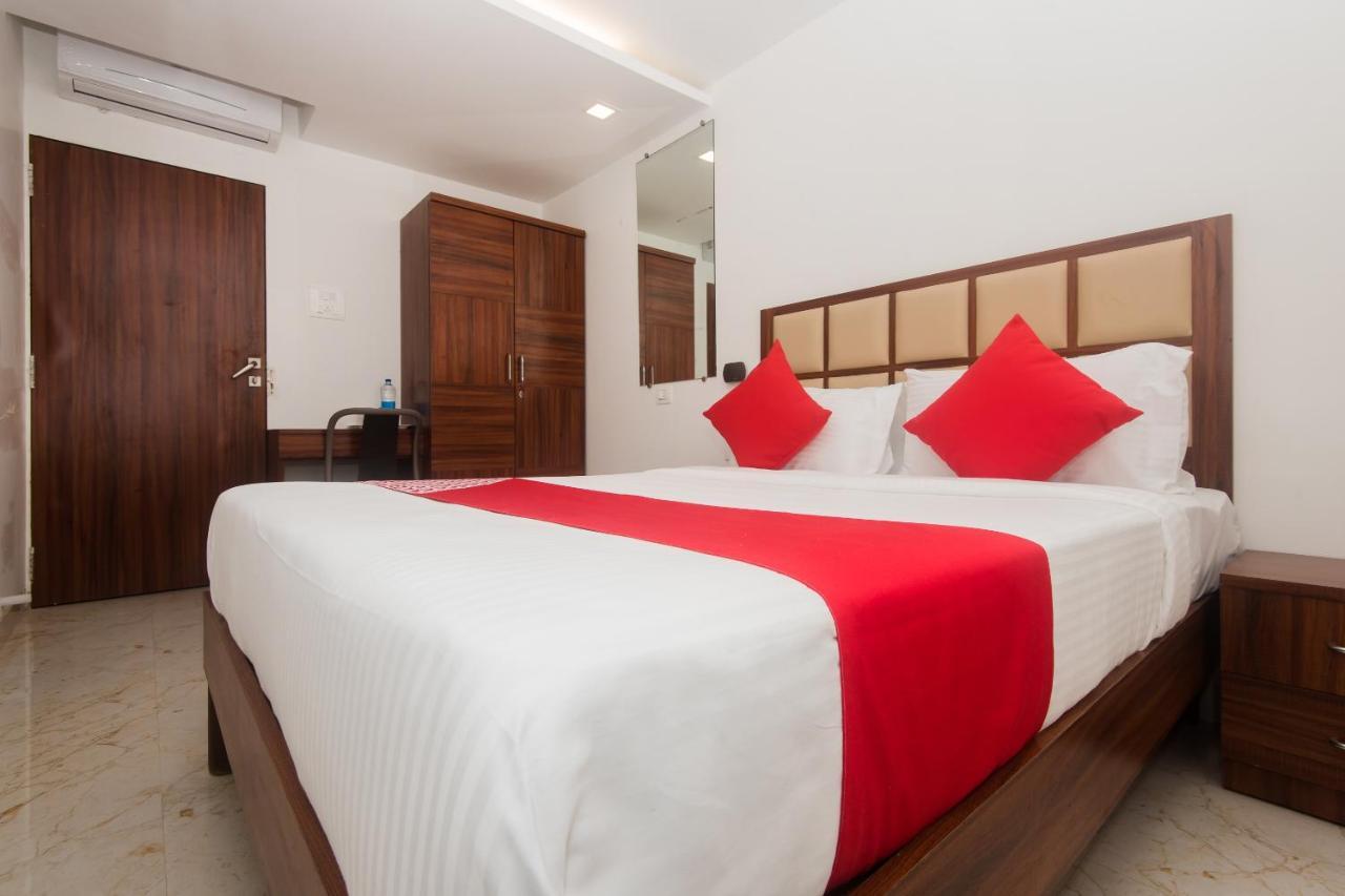Oyo 46995 Grand Plaza Hotel