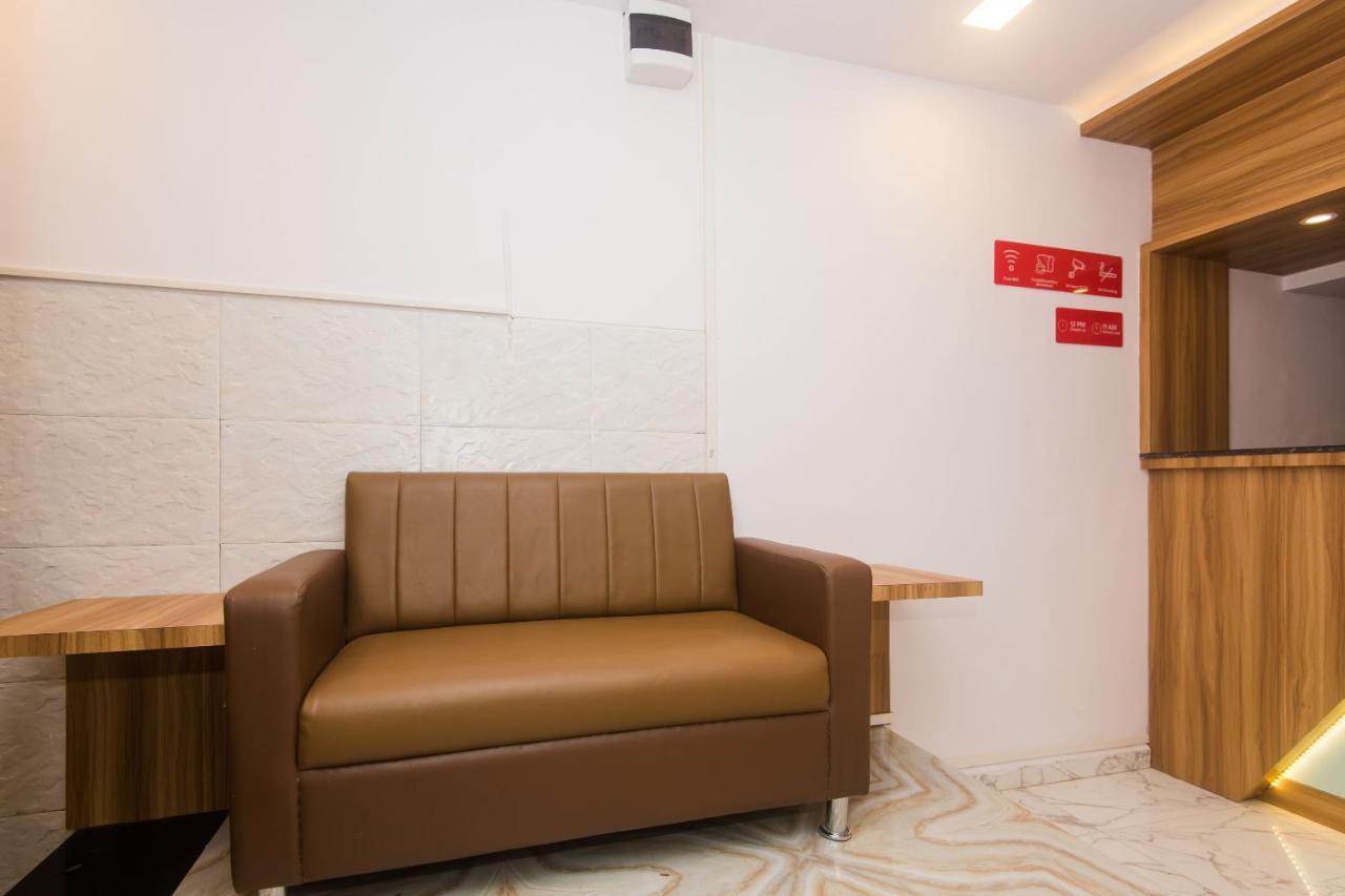 Oyo 46995 Grand Plaza 3* Mumbai