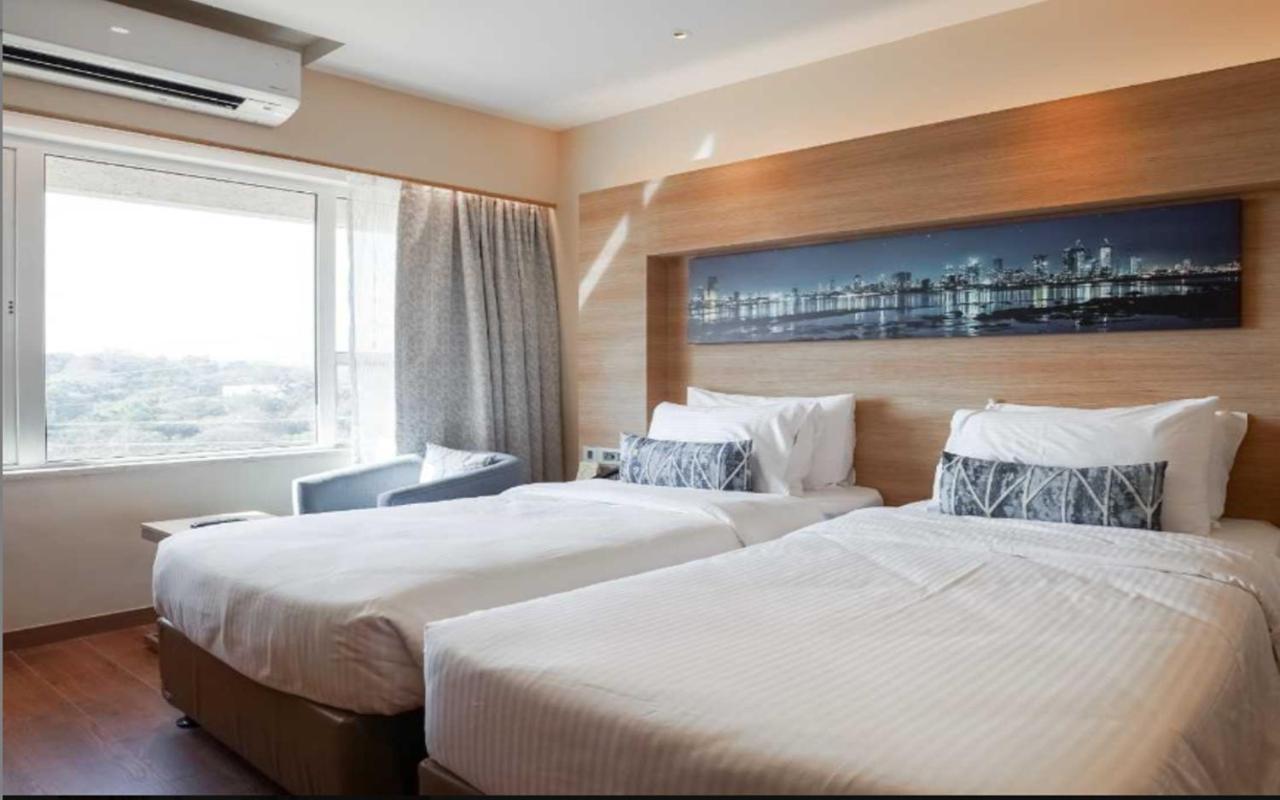 Hotel The & Powai