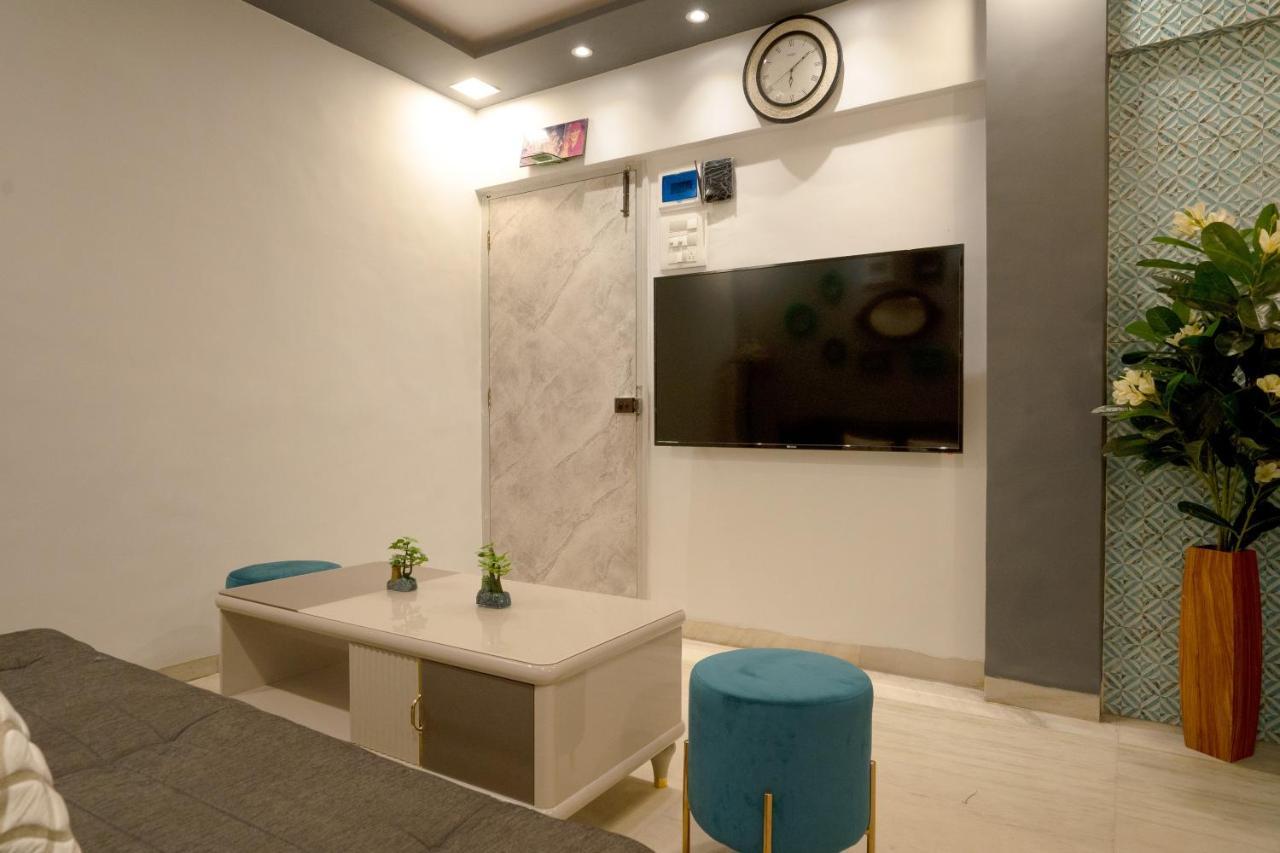 Apartment Osi Andheri West