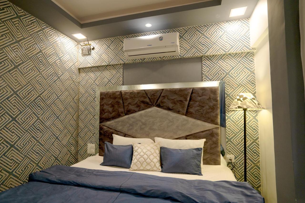 Apartment Osi Andheri West *