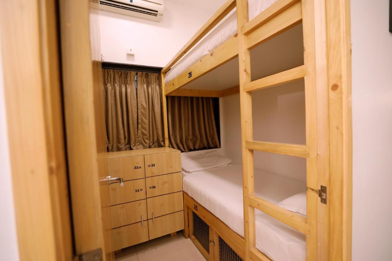 Nap Manor Hostel *