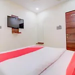 Oyo 69679 Hotel Rk International