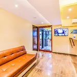 Hotel Byaris International By Bizzgrow Hotels