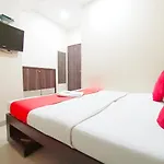 Hotel Amfahh - Andheri West Railway Station