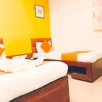 Hotel Amfahh - Andheri West Railway Station