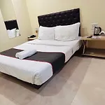U Life Hotel