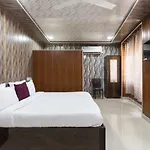 Hotel Diamond Inn