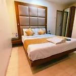 Apex Hotel