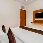 Hotel Raheja Residency