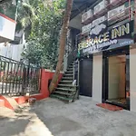 Hotel Embrace Inn Near Exhibition Center