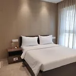 Maxxvalue Apartment Hiranandani Powai