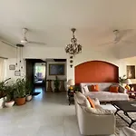 Eternal Sunshine Pod Room