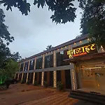 Hotel Moon Lite Residency - Marve Road Malad West