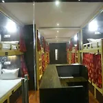 Sunrise Juhu Hostel