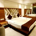 Host Inn International Marol