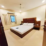 Avion Palace Near Bombay Exhibition Centre