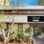Super Collection O Airport Metro Andheri East