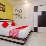 Hotel O Blue Pearl Residency Near Chhatrapati Shivaji International Airport
