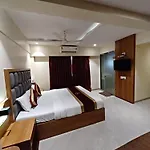 Hotel Ratna Mahal