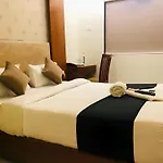 Glitz Hotels New Seven Hills - Nr International Airport Mumbai