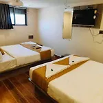 Hotel Pride Suites - Kurla West