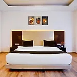 Super Townhouse Bombay Exhibition Centre Goregaon