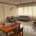 Luna Spaces -Bella Vista Near International Airport Iit Powaii