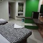Hotel Crescent